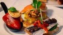 Barcelona: Self Guided Tapas and Wine Tour at Born