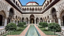 Private Tour to Alcazar of Seville with Tickets Included