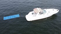 50ft Luxury Yacht Tour in Miami Beach Captain, Champagne & Party!