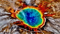 Private Yellowstone Hot Spots Tour From West Yellowstone 
