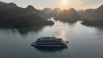 2D1N in Lan Ha Bay Escapade Night with Venus Cruise from Hanoi