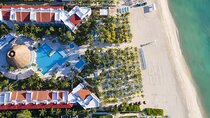 Cancun Airport and Viva Azteca by Wyndham Private Shuttle