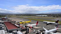 Private Transfer from La Fortuna to Juan Santa Maria Airport