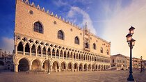 Guided Tour of the Magnificent Doge's Palace and the Prison