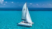 Isla Mujeres VIP Premium Catamaran Transport & Dock fee Included