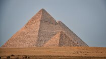 Giza Pyramids to Egyptian Museum and Bazaar Full Day Tour