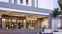 Private Transfer From MBJ Airport to Hotel Riu Palace Aquarelle
