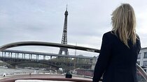 Private Cruise In Paris aboard a Riva-style boat
