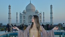 Taj Mahal Day Trip by Car From Delhi