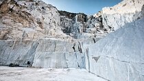 Around Tuscany: Carrara Marbles, Pisa & Lucca