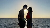 Waikiki Sunset & Wine Turtle Snorkeling Cruise 