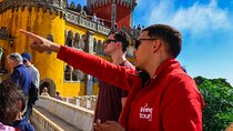 Lisbon: Sintra, Pena Palace, Nazaré & Fátima Small Group Tour
