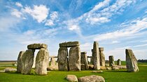 To and from Southampton Cruise Port to Heathrow Via Stonehenge