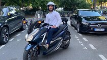 Private Sightseeing Tour in Paris By Motorcycle