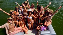 25ft Pontoon Party Boat w/ Captain up to 12 people (3 hrs)