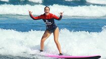 Surfing Group Lesson Level 1 Beach Surfer
