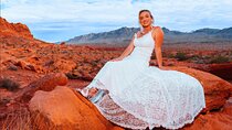 Wedding with Photographer in the Valley of Fire