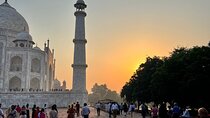 Same day tour of Tajmahal & Agra fort from Mumbai