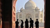 Jaipur to Agra Day Trip with Fatehpur Sikri and Abhaneri