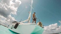 Catamaran Isla Mujeres Drinks and Lunch Party