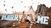 Marriage Proposal and Photoshoot with Balloon View in Cappadocia