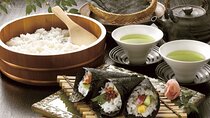 Making Hand Rolled Sushi with the Okami