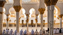 Prayer at Sheikh Zayed Grand Mosque Special Tour