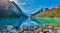 Banff, Moraine Lake, Lake Louise and Columbia Icefield 4 Day Tour