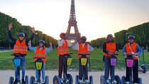 Segway by night ! Illuminated Paris