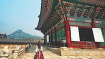 Hanbok in Palace and Traditional Dessert