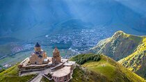 Tbilisi Delights: Kazbegi-Ananuri Guided Tour