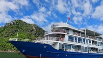 From Hanoi: 2-Day Lan Ha Bay on Sapphire Cruise, Balcony Cabin