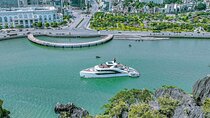 Halong Bay Saquila Yacht Explore Sung Sot Cave & Titop Island