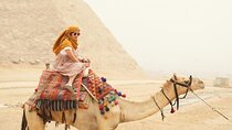 Tour in Giza Pyramids Sphinx Saqqara and Memphis