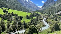 Private Guided Alamedin Gorge Tour
