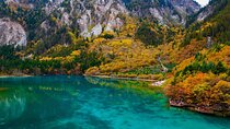 Private Day Tour to Jiuzhaigou Park by Bullet Train from Chengdu 