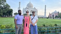 4 Days Luxury Golden Triangle Tour to Agra and Jaipur From Delhi