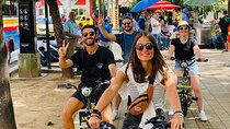Medellin by electric bike: Center + Market + Comuna 13