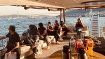 Sunset Cruise with Guide and Snacks