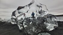2 Days Private Tour to South Coast with Glacier Hike