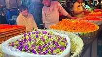Mumbai by Dawn: Market Tour of Flowers, Fish, and More