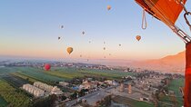 Hot Air Ballon Luxor Early Sunrise