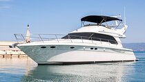 4 Hours Luxury Private Charter Sea Ray 52