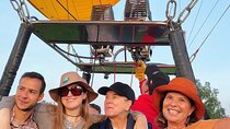 Balloon Flight with Breakfast and Transportation in Teotihuacan