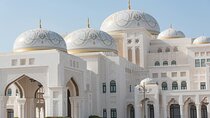 Qasr Alwatan Tour and Complimentary Gold Cappuccino