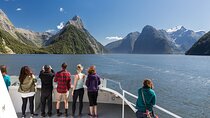 Milford Sound Day Tour and Cruise from Queenstown 
