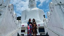 Unforgettable Experience on a Private Day Tour of Kandy City 
