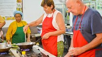 Full Day Phuket Easy Thai Cooking Class and Market Tour