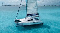 Luxury Catamaran tour to Isla Mujeres with transportation from Playa del Carmen