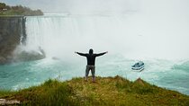  Historic Walking Private Tour at Niagara Falls